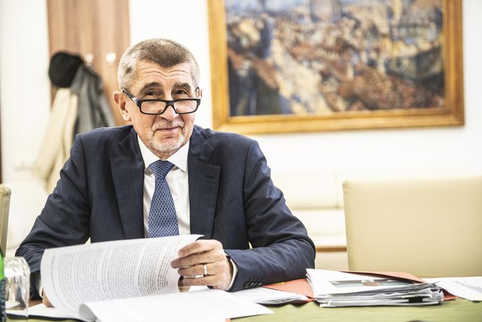 Tady už vysoké číslo výrazně ovlivnila samotná vláda. Tady už vysoké číslo výrazně ovlivnila samotná vláda.