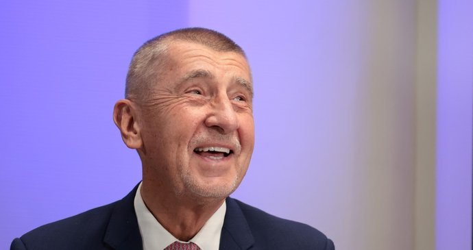 Premiér Andrej Babiš ve studiu Blesku (červen 2026)