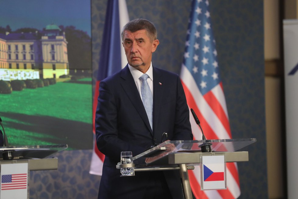 Andrej Babiš přivítal na Úřadu vlády amerického ministra energetiky Ricka Perryho