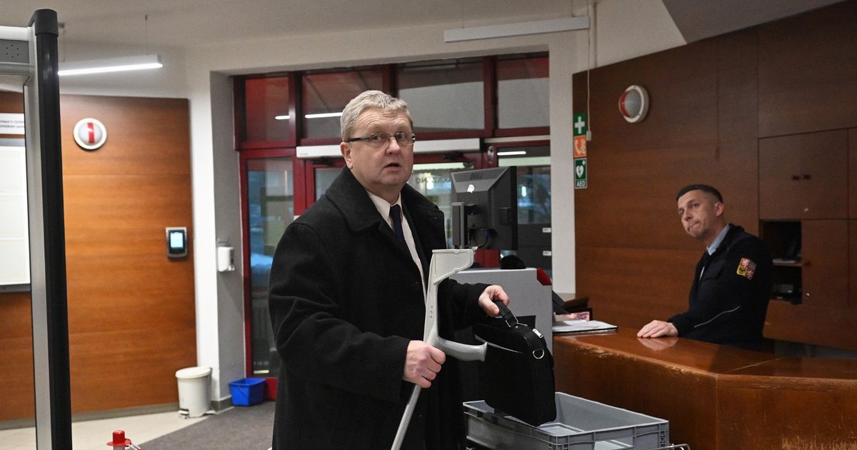 El mayor que estaba sacando la pajita de Babiš: consiguió el puesto El mayor que estaba sacando la pajita de Babiš: consiguió el puesto