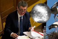 Čapí disco a Babiš terčem vtipálků: „Nelžu, nekradu, mám střet zájmů“