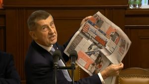 Babiš ani Okamura teď před soud nepůjdou: Poslanci je ke stíhání podle očekávání nevydali Babiš ani Okamura teď před soud nepůjdou: Poslanci je ke stíhání podle očekávání nevydali