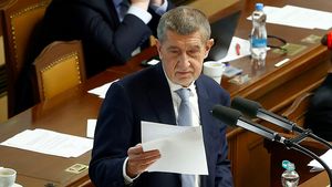 „Nemůžeme vám pomoci.“ Babiš reagoval na žádosti Čechů z Thajska, do Prahy dorazil let Emirates z Dubaje „Nemůžeme vám pomoci.“ Babiš reagoval na žádosti Čechů z Thajska, do Prahy dorazil let Emirates z Dubaje