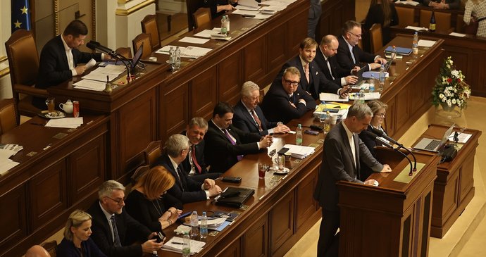 Babišova vláda dostala ve Sněmovně důvěru (15.1.2026)
