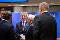 „Zradil přátele.“ Babiše po summitu EU kritizují Fiala i další opozičníci