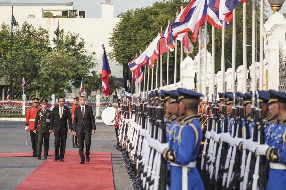 Andreje Babiše přivítal v Thajsku premiér Prayut Chan-o-cha