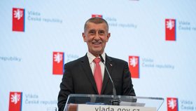 Andrej Babiš (ANO) na vládní tiskovce (květen 2025)