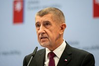 Babiš: Na vládě vyvěsíme vlajku Ukrajiny! Pavel vyrazí na výročí Putinova teroru do Senátu