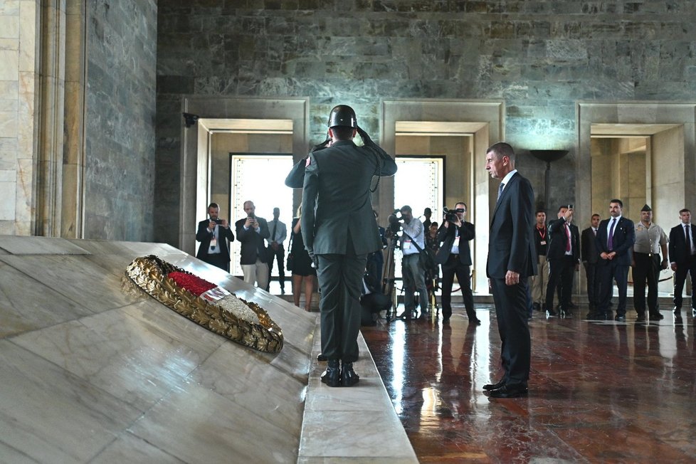 Babiš navštívil Atatürkovo mauzoleum v Ankaře. (3. 9. 2019)