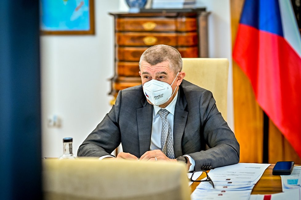 Mimořádné jednání vlády - Andrej Babiš