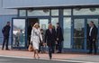 Premiér Andrej Babiš (ANO) se svojí manželkou Monikou před odletem do USA (5.3 2019)