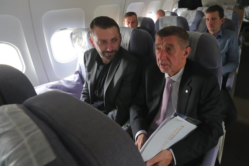 Andrej Babiš při rozhovoru pro Blesk Zprávy při příletu z USA do Prahy