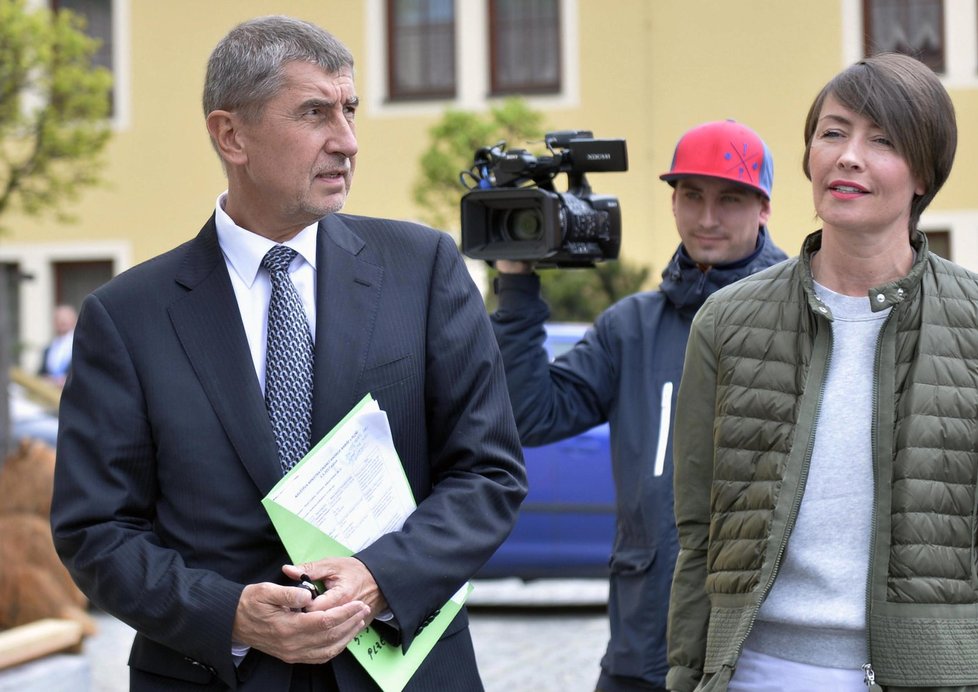 Vicepremiér Andrej Babiš na tiskové konferenci v Plzni