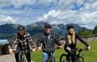 Andrej Babiš (ANO) vyrazil s Vivien a Frederikem na kola (červenec 2024) Andrej Babiš (ANO) vyrazil s Vivien a Frederikem na kola (červenec 2024)