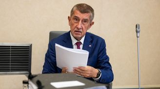 Babišovo politické zaklínadlo: Vláda se ke svým slibům hlásí jen tehdy, když se jí to zrovna hodí Babišovo politické zaklínadlo: Vláda se ke svým slibům hlásí jen tehdy, když se jí to zrovna hodí
