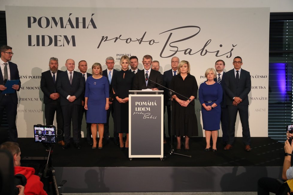 Tisková konference Andreje Babiše k prezidentské kandidatuře