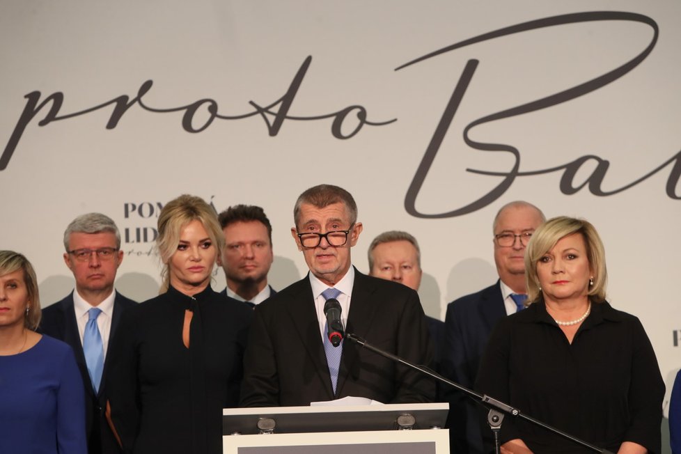 Tisková konference Andreje Babiše k prezidentské kandidatuře.