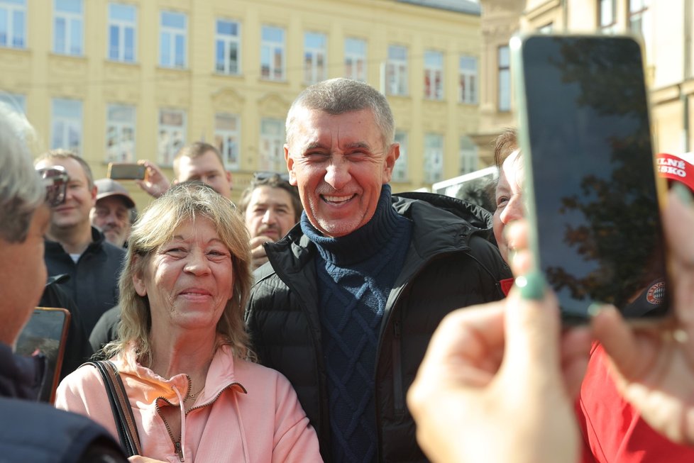 Předvolební mítink v Jihlavě: Expremiér Andrej Babiš (29. 9. 2022)