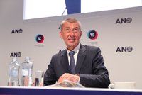 Babiš chce být znovu šéfem ANO, ČSSD hodlá zvednout ze dna sedm kandidátů a volby u Okamury
