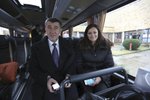 Babišova vláda navštívila Středočeský kraj: Premiér s hejtmankou Pokornou Jermanovou
