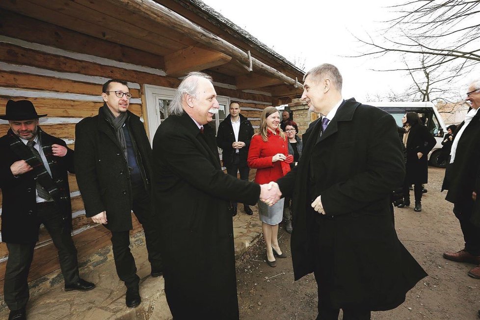 Babišova vláda navštívila Středočeský kraj: Skanzen v Kouřimi