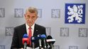 Premiér Andrej Babiš (ANO) před odletem na summit V4 (10.9.2026) Premiér Andrej Babiš (ANO) před odletem na summit V4 (10.9.2026)