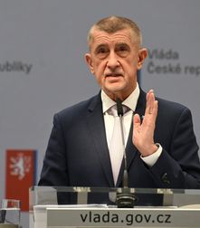 Armádní letadlo si šetříme pro Ficovu cestu do Moskvy, vysvětloval Babiš, proč ho neposkytl Vystrčilovi Armádní letadlo si šetříme pro Ficovu cestu do Moskvy, vysvětloval Babiš, proč ho neposkytl Vystrčilovi