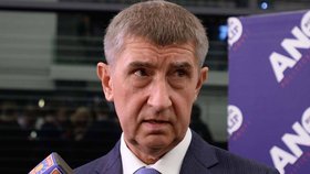 Babiš chyběl u více než poloviny hlasování dolní komory