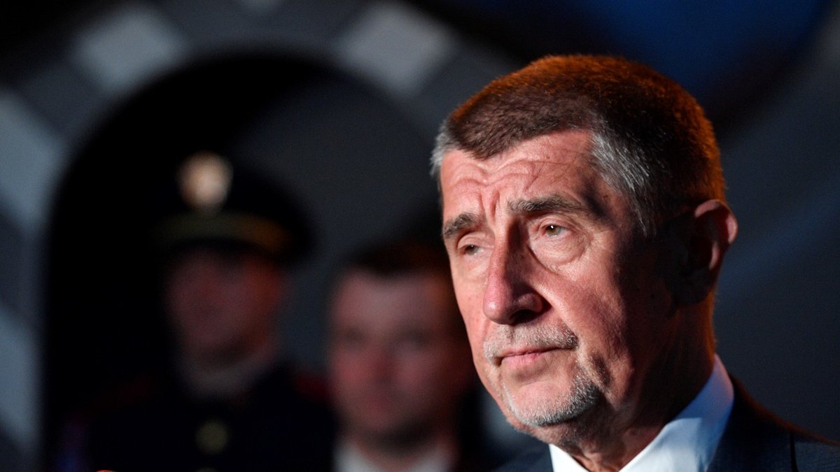 Premiér v demisi Andrej Babiš po jednání s prezidentem Milošem Zemanem v Lánech