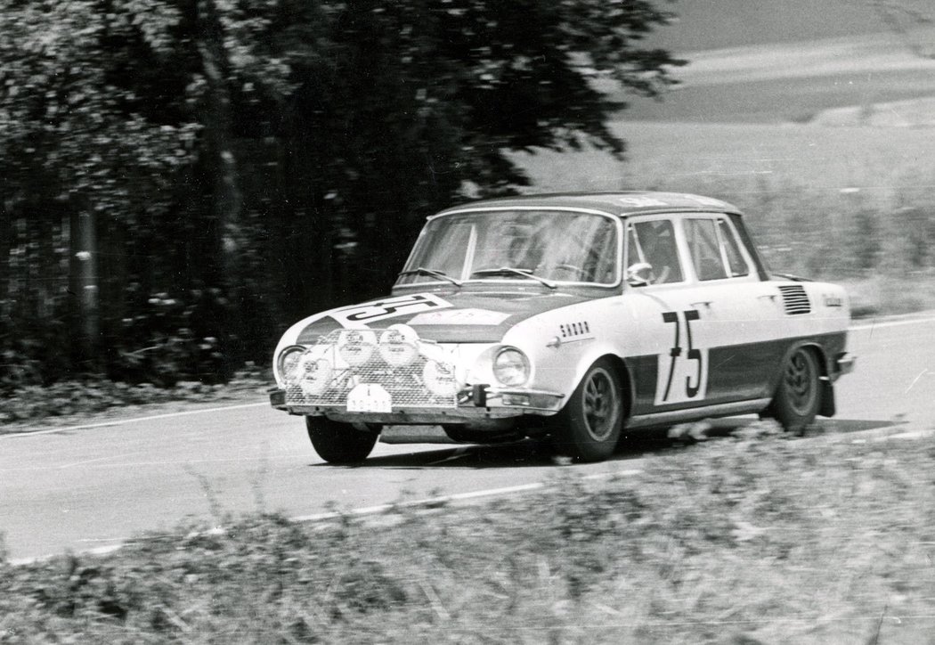 Záběr z Vltava Rallye, rok 1972. Za volantem Andrej Barčák, spolujezdec Ladislav Mařík.