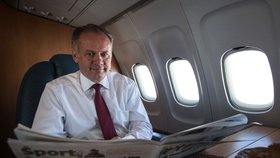 Slovenský prezident Andrej Kiska v letadle