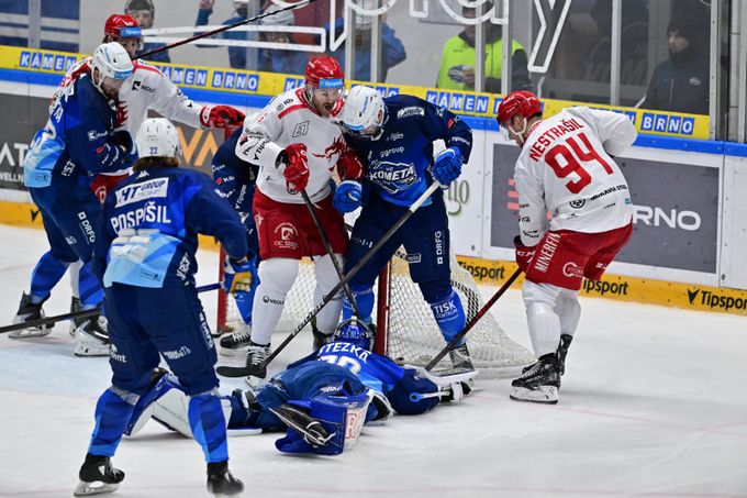 1100! Výhra Komety pro jubilanta Gulašiho. Parametry play off, těšilo kouče mistra 1100! Výhra Komety pro jubilanta Gulašiho. Parametry play off, těšilo kouče mistra