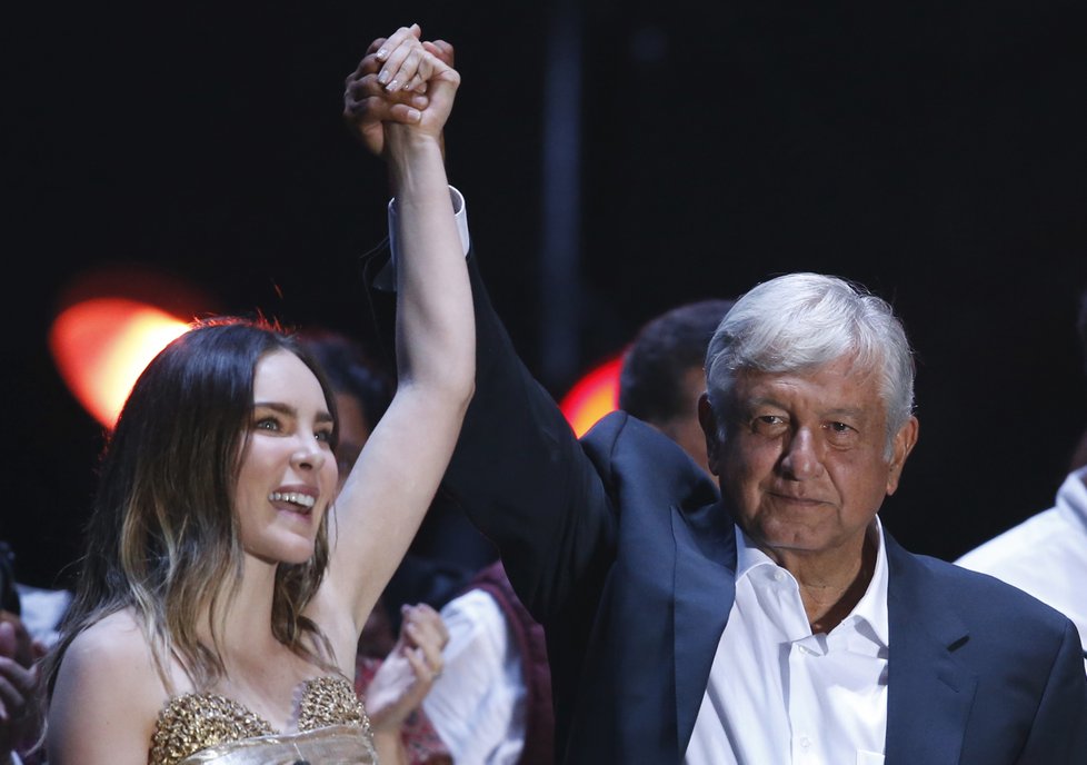 Mexický prezident Obrador se zpěvačkou Belindou