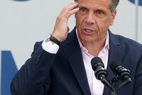 Sexuálně zneužíval úřednice i policistku: Guvernér New Yorku závěry vyšetřování odmítá