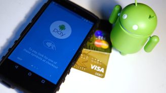 Desetitisíce Čechů už platí pomocí Android Pay