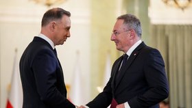 Polský ministr kultury Bartlomiej Sienkiewicz a prezident Polska Andrzej Duda