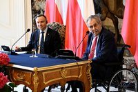 Zeman podpořil Polsko v jeho útrapách s ruským plynem. Prezidenta Dudu přivítal i Fiala