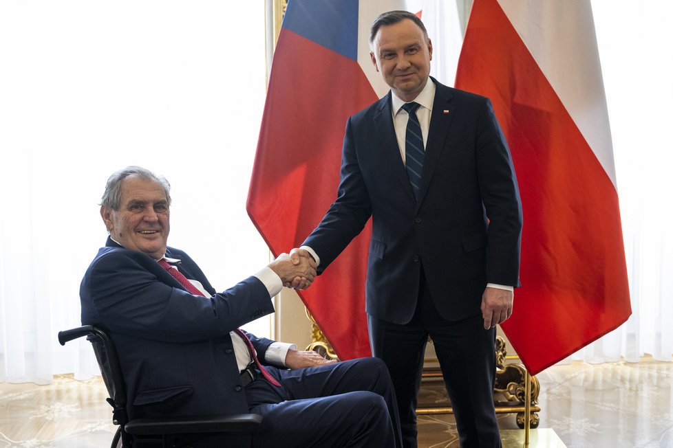 Polský prezident Andrzej Duda s českým prezidentem Milošem Zemanem (27. 4. 2022)