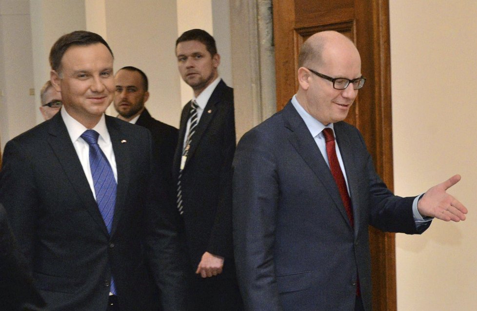 Návštěva polského prezidenta Dudy v Praze: S premiérem Sobotkou