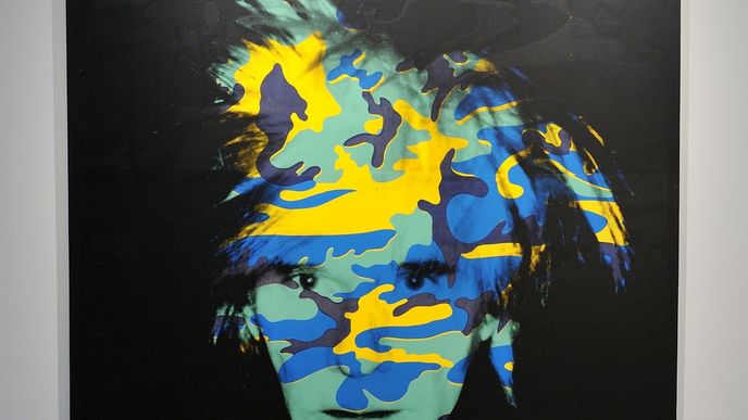 Autoportrét Andyho Warhola se vydražil za 18,7 milionu dolarů (438 milionů korun).
