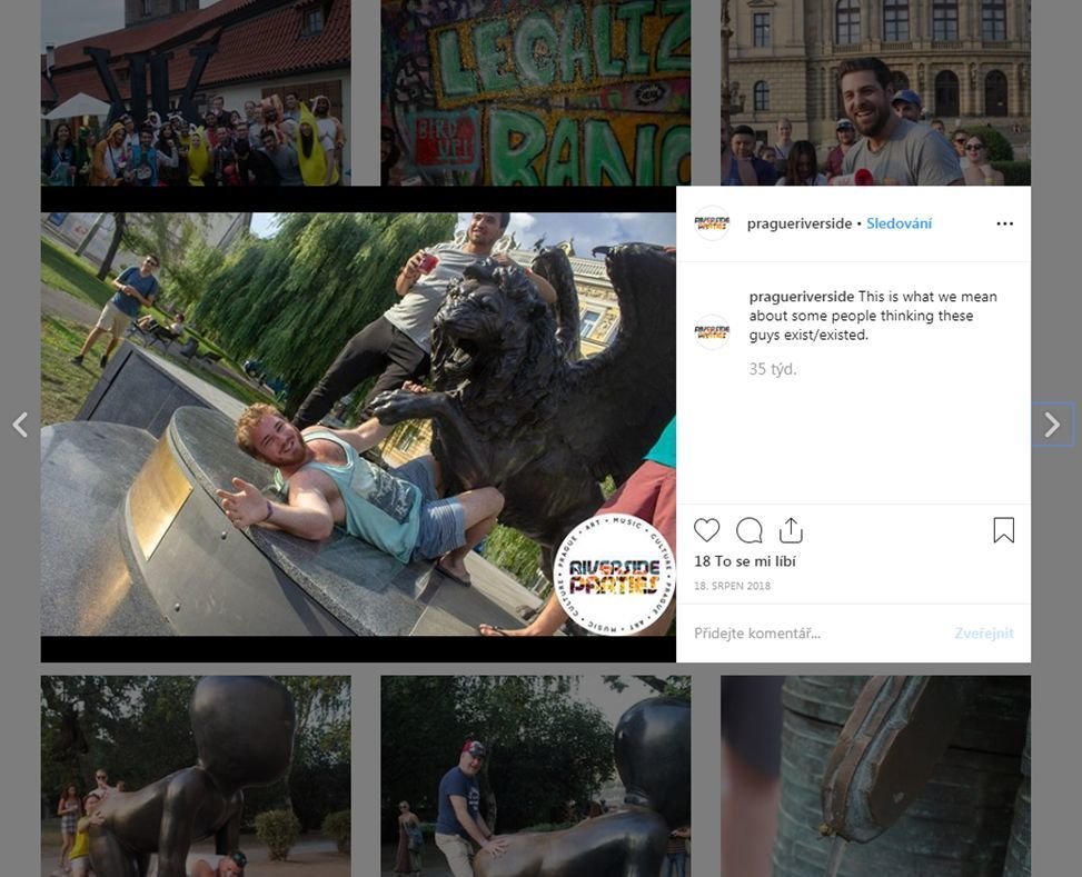 Fotky opilých cizinců, kteří se povalovali po památníku Okřídleného lva připomínající československé letce z druhé světové války zveřejnila Ham-Rosebrockova agentura na svých sociálních sítích