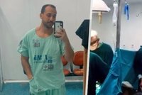 Anesteziolog zneužil pacientku během císařského řezu! Zachytila ho skrytá kamera
