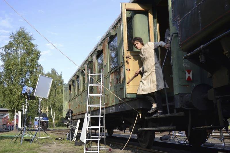 Langerová v nákladním vlaku, který míří do koncentračního tábora v Kazachstánu.