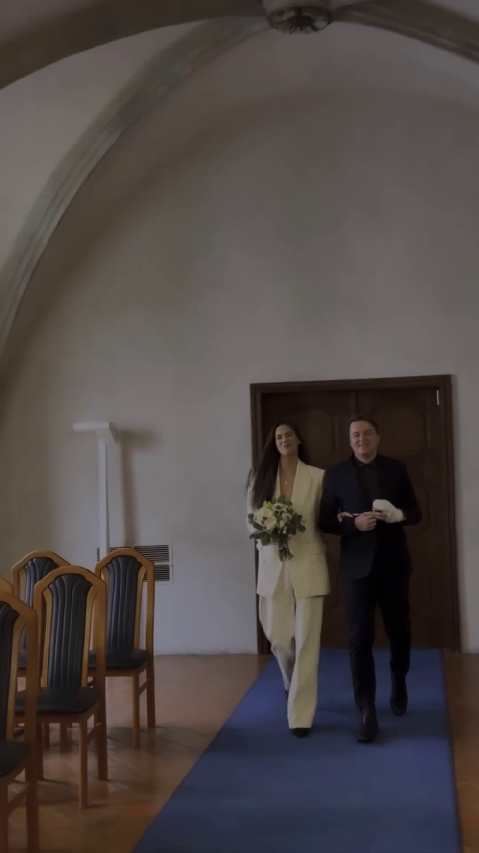 Aneta Vignerová sdílela krásné video ze svatby.