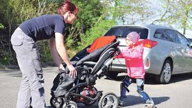 Lékaři tvrdili, že Anetka nebude chodit: S krutou předpovědí se holčička odmítla smířit