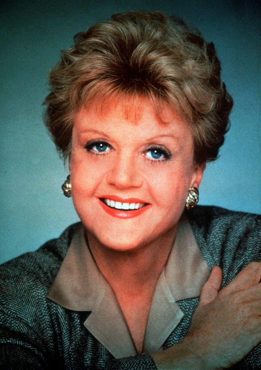 Ve věku 96 let zemřela herečka Angela Lansbury, kterou proslavila role Jessiky Flatcherové v seriálu To je vražda, napsala