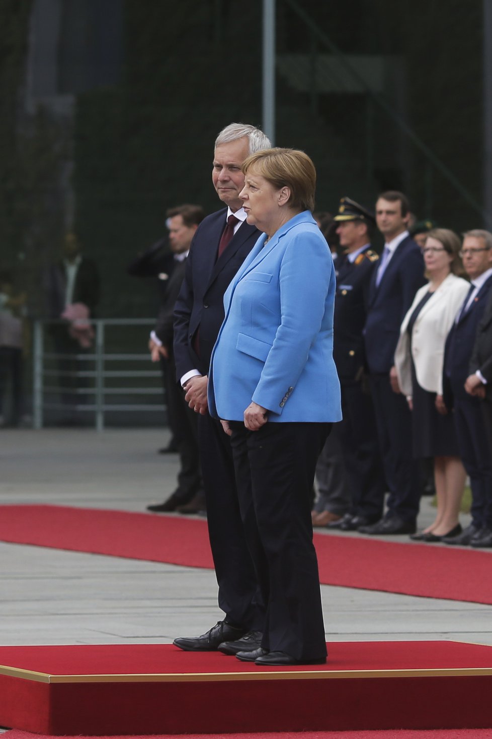 Kancléřka Angela Merkelová prodělala další záchvat chvění, tentokrát při setkání s finským premiérem Anttim Rinnem.