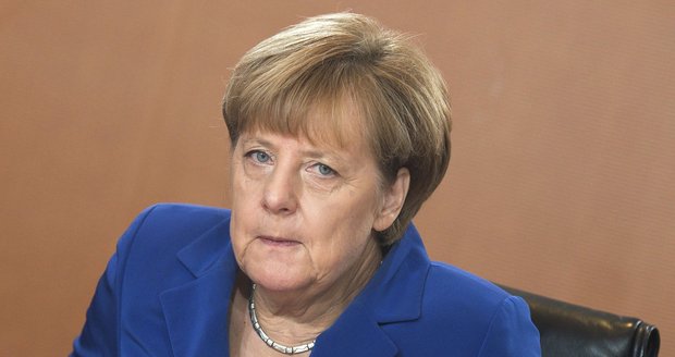 Angela pod tlakem: Merkelová po „volebním výprasku“ čelí útokům z vlastních řad