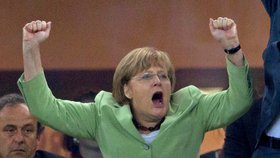 Angela Merkelová v roce 2012 na mistrovství Evropy ve fotbale.