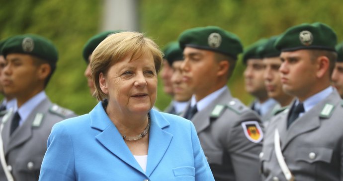 Kancléřka Merkelová se zase třásla!